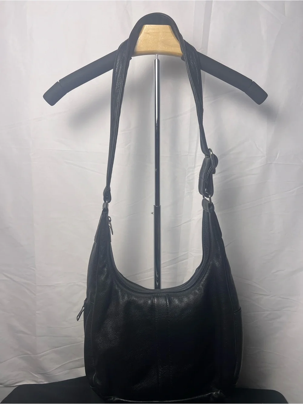 Coronado Leather Black Pebbled Hobo CCW Concealed Carry Shoulder Bag No Key